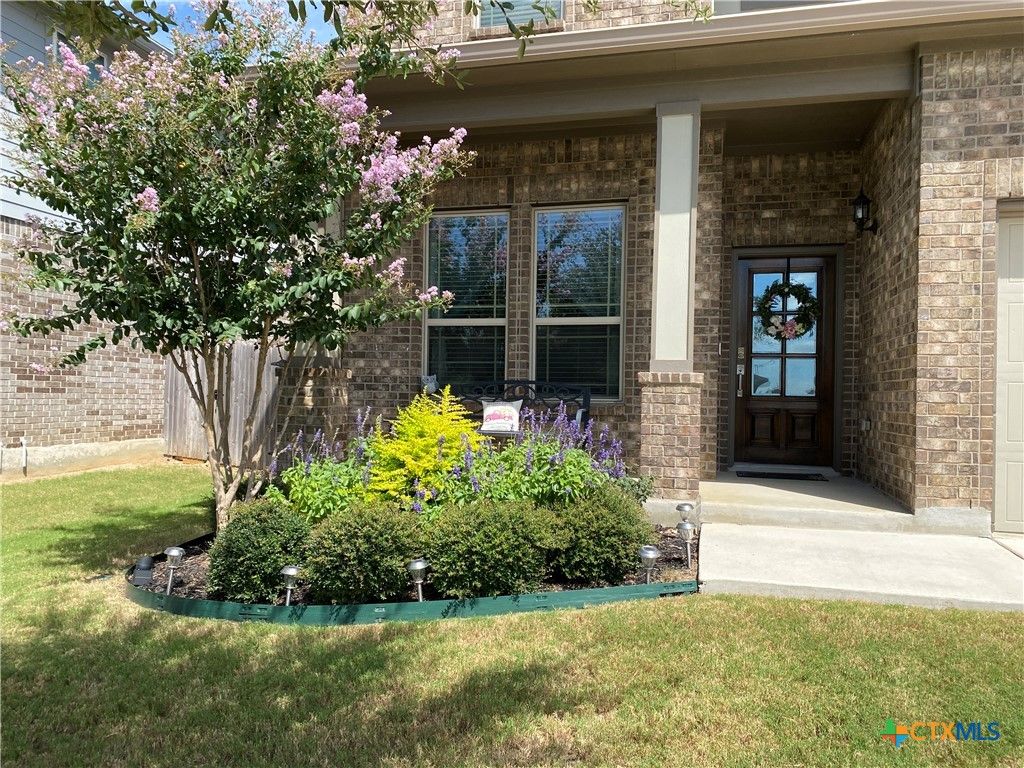 Image 2 of property listing at 2931 Aller, New Braunfels, TX 78130