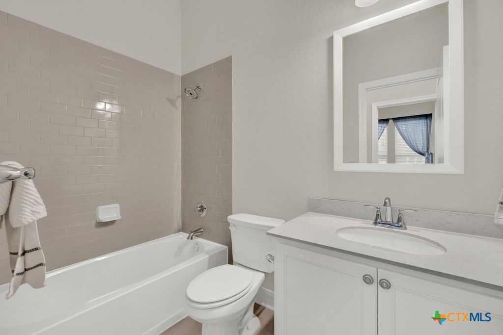 Image 7 of property listing at 2931 Aller, New Braunfels, TX 78130