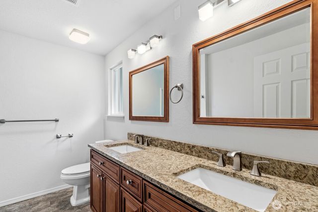 7209 33rd Avenue SE, Lacey, WA 98503