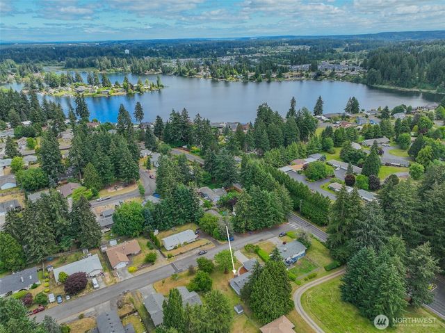 7209 33rd Avenue SE, Lacey, WA 98503