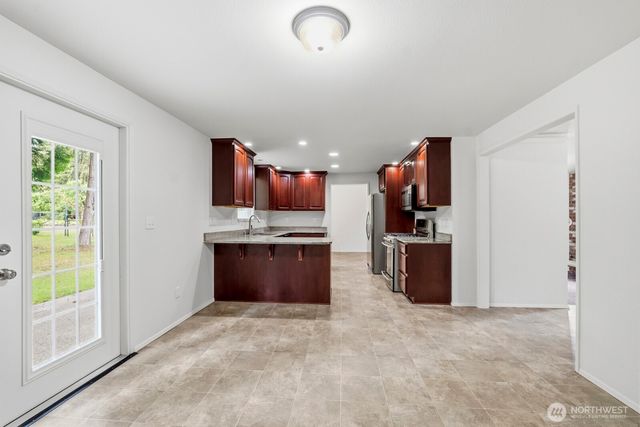7209 33rd Avenue SE, Lacey, WA 98503