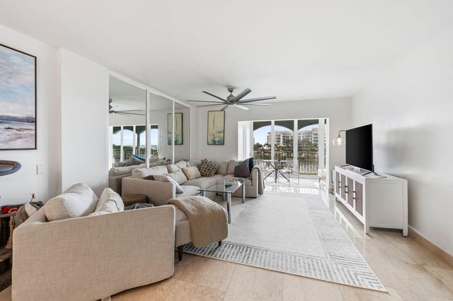 1001 E Camino Real 504 N, Boca Raton, FL 33432