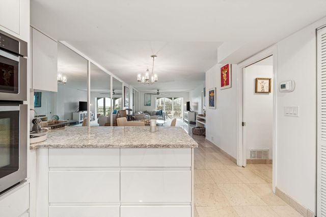 1001 E Camino Real 504 N, Boca Raton, FL 33432