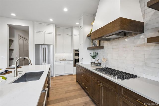 945 Saint Andrews Lane, Louisville, CO 80027