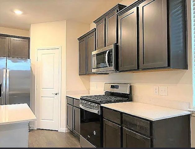 3959 Oak Creek Circle, Denison, TX 75020