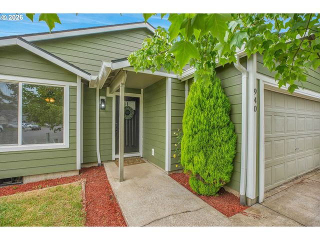940 Sw 178TH Pl, Beaverton, OR 97003