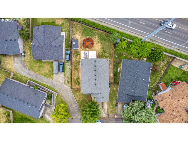 940 Sw 178TH Pl, Beaverton, OR 97003