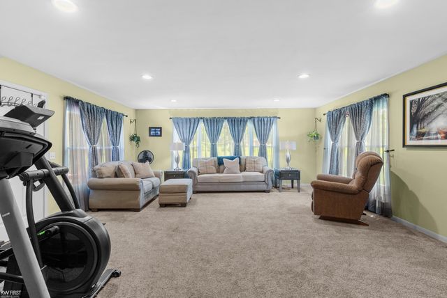 5362 Mccandlish Road, Grand Blanc, MI 48439