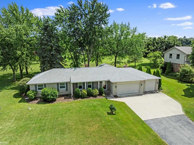 5362 Mccandlish Road, Grand Blanc, MI 48439