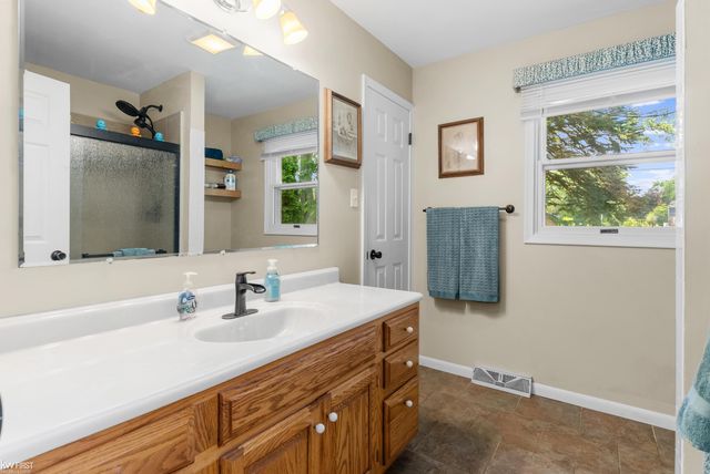 5362 Mccandlish Road, Grand Blanc, MI 48439