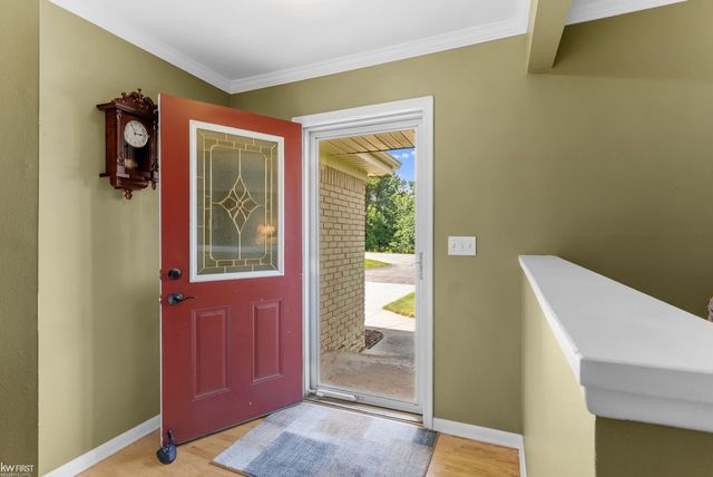 5362 Mccandlish Road, Grand Blanc, MI 48439