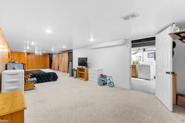 5362 Mccandlish Road, Grand Blanc, MI 48439