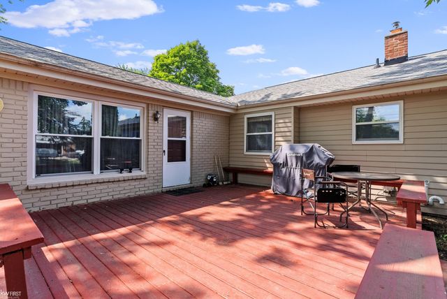 5362 Mccandlish Road, Grand Blanc, MI 48439