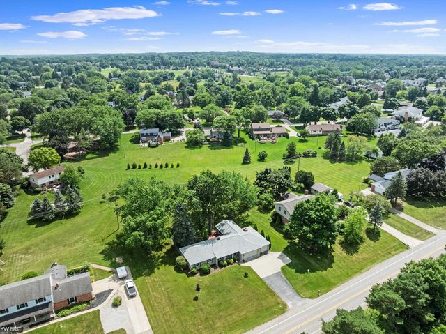 5362 Mccandlish Road, Grand Blanc, MI 48439