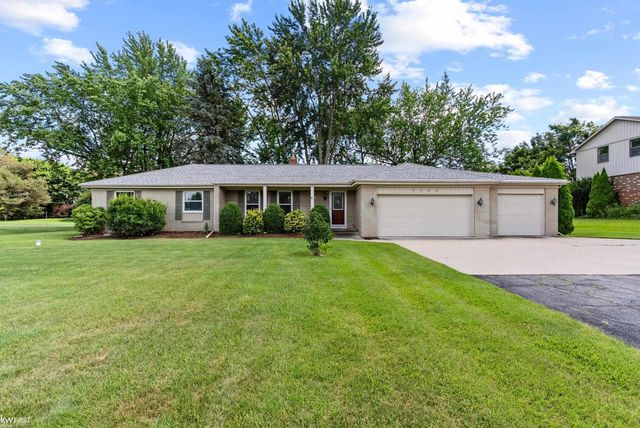 5362 Mccandlish Road, Grand Blanc, MI 48439