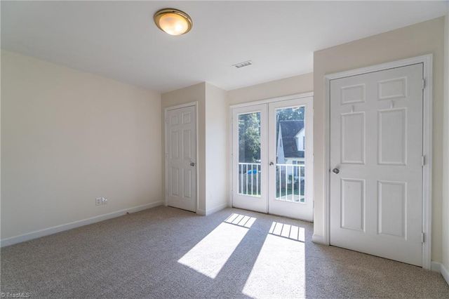 101 Windsor Gate Court, Winston-salem, NC 27104