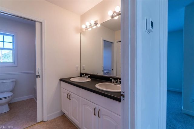 101 Windsor Gate Court, Winston-salem, NC 27104