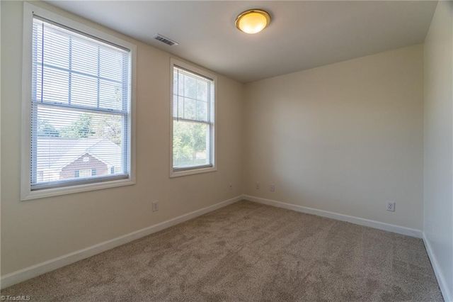 101 Windsor Gate Court, Winston-salem, NC 27104