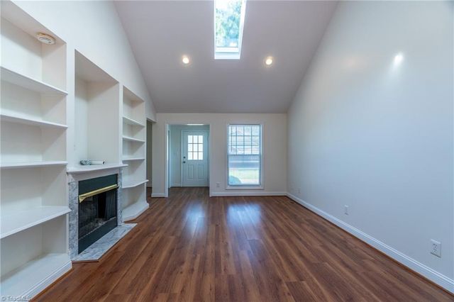 101 Windsor Gate Court, Winston-salem, NC 27104