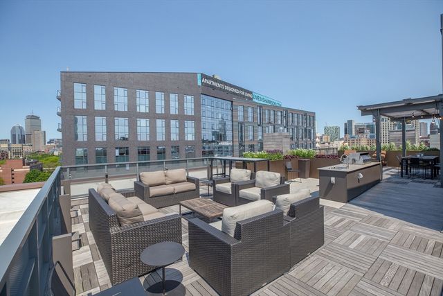 32 Traveler 601, Boston, MA 02118