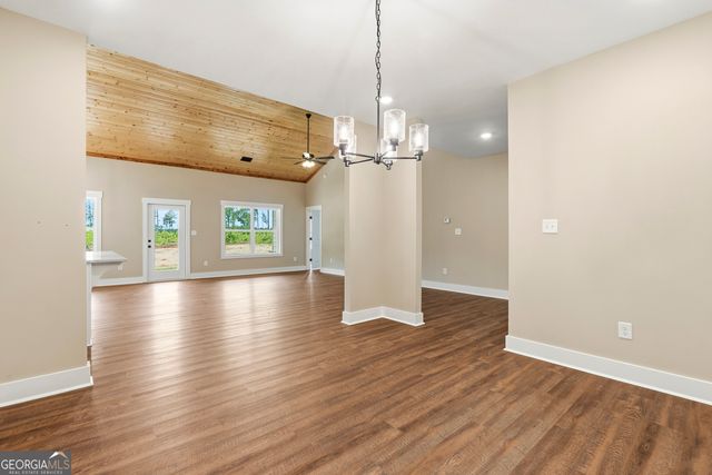 144 Overland Way, Gray, GA 31032