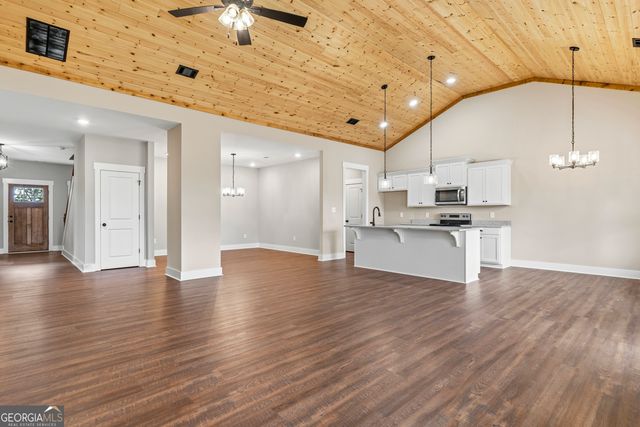 144 Overland Way, Gray, GA 31032