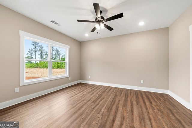 144 Overland Way, Gray, GA 31032