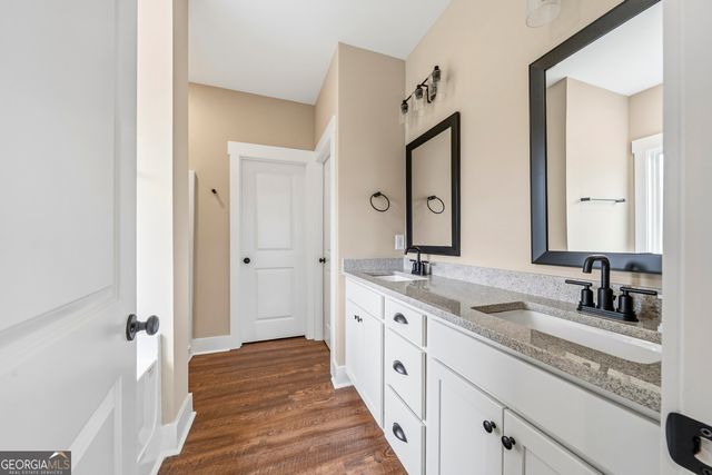 144 Overland Way, Gray, GA 31032