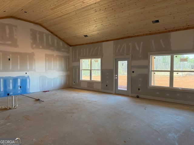 144 Overland Way, Gray, GA 31032