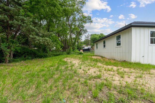 2418 Lyola Street, Dallas, TX 75241