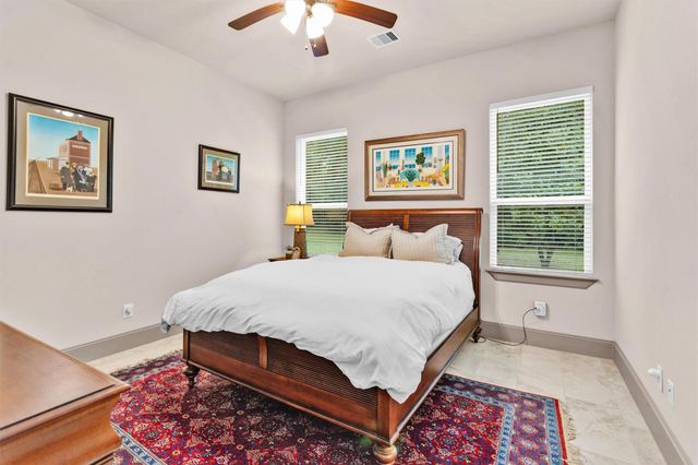 343 Grand View, Huntsville, TX 77340