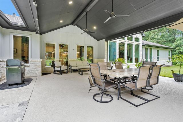 343 Grand View, Huntsville, TX 77340