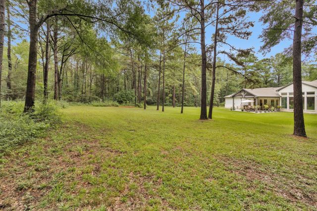 343 Grand View, Huntsville, TX 77340