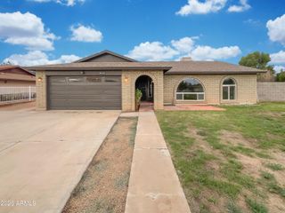 13628 N 40TH Drive, Phoenix, AZ 85029