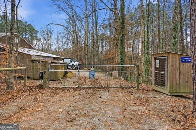 635 Colbert Road, Dallas, GA 30132