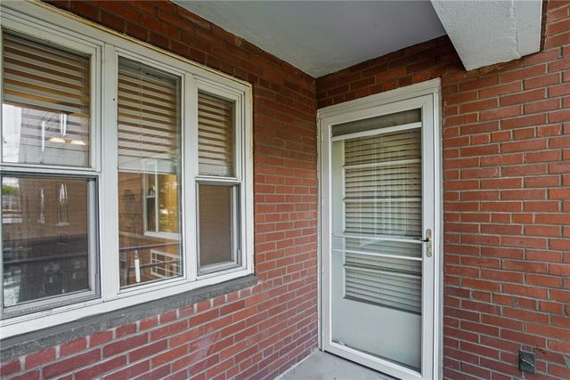 4601 Fifth 221, Oakland, PA 15213