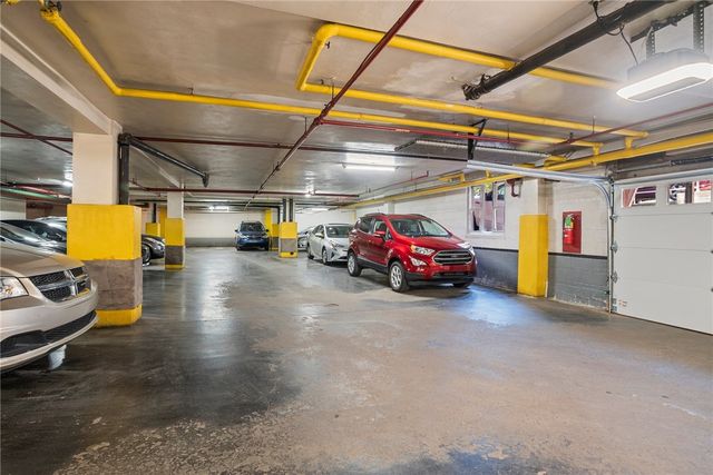 4601 Fifth 221, Oakland, PA 15213