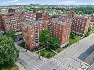 4601 Fifth 221, Oakland, PA 15213