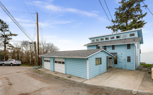 4877 Maple Lane, Ferndale, WA 98248