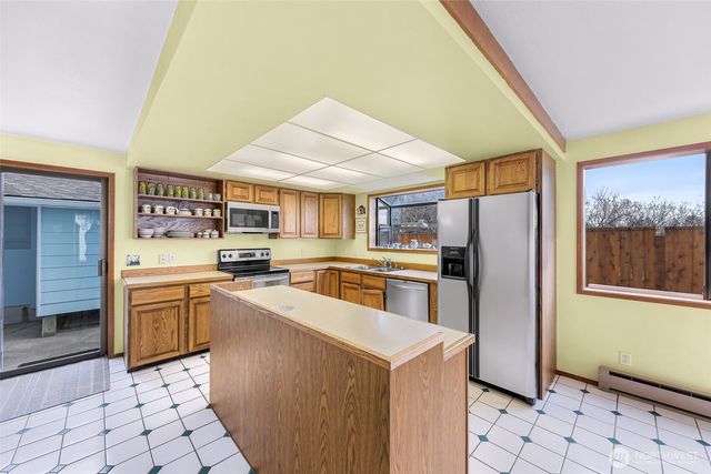 4877 Maple Lane, Ferndale, WA 98248