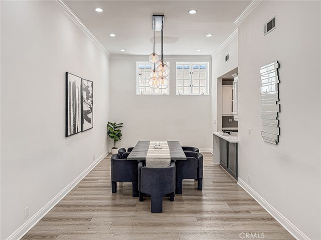 21047 Dumetz Road, Woodland Hills, CA 91364