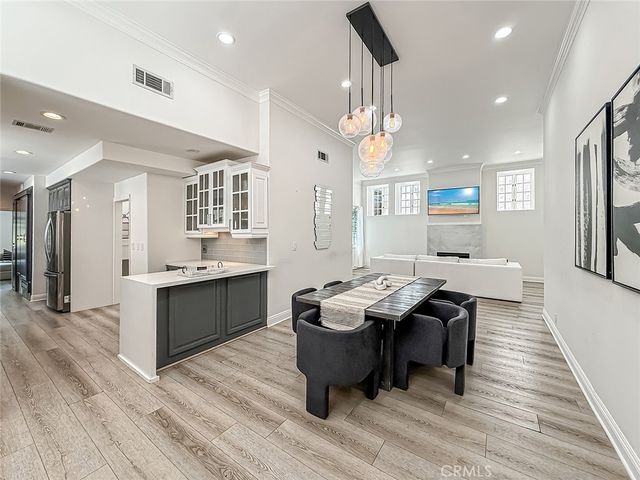 21047 Dumetz Road, Woodland Hills, CA 91364