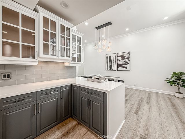 21047 Dumetz Road, Woodland Hills, CA 91364