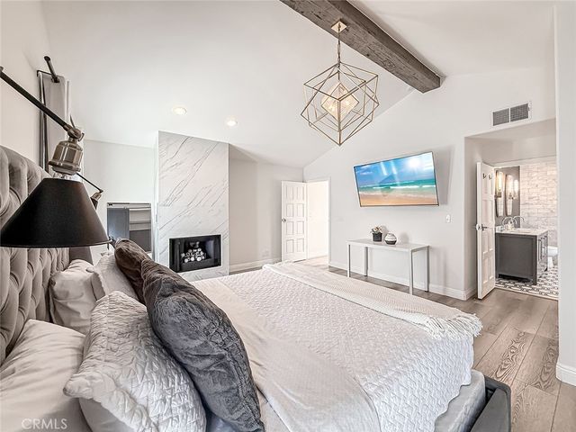 21047 Dumetz Road, Woodland Hills, CA 91364