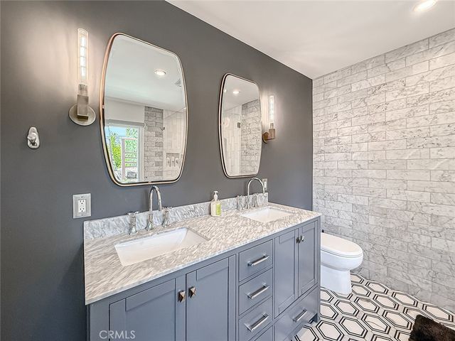 21047 Dumetz Road, Woodland Hills, CA 91364