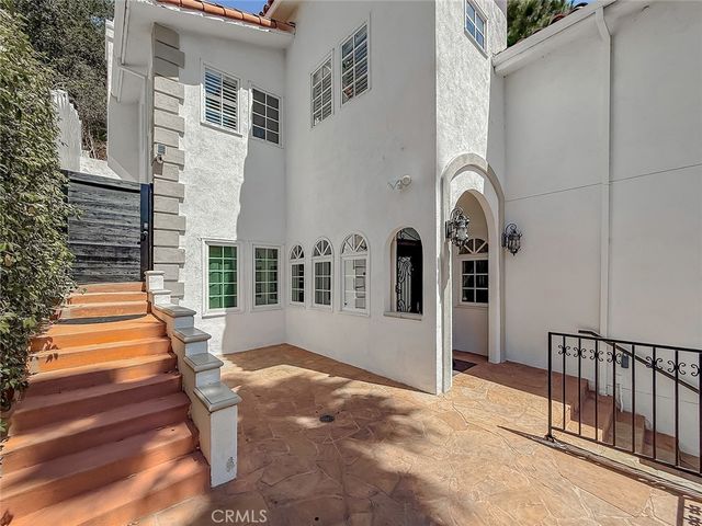 21047 Dumetz Road, Woodland Hills, CA 91364