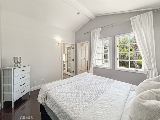 21047 Dumetz Road, Woodland Hills, CA 91364