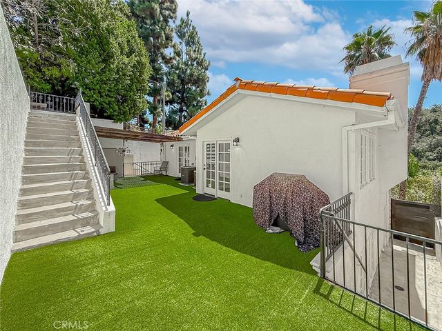 21047 Dumetz Road, Woodland Hills, CA 91364