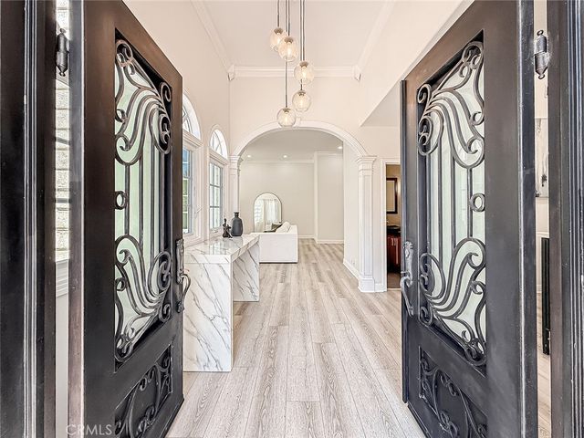 21047 Dumetz Road, Woodland Hills, CA 91364