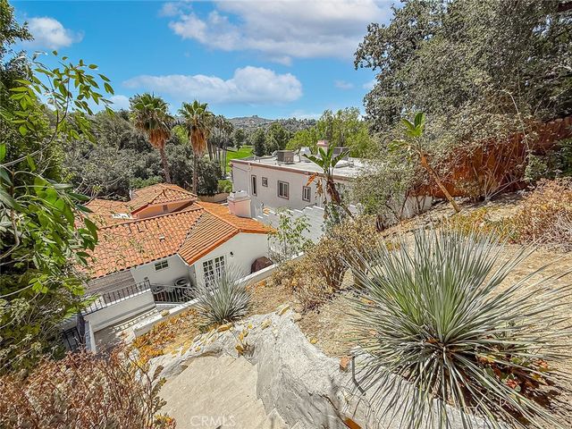 21047 Dumetz Road, Woodland Hills, CA 91364